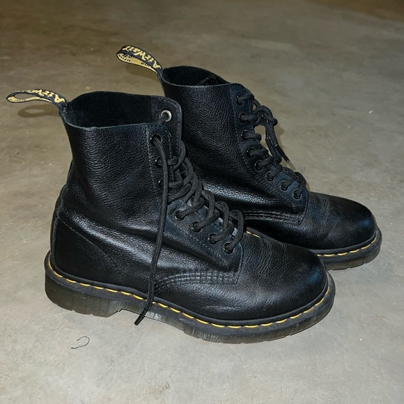 Dr Martens Boots - Picture 2 of 9